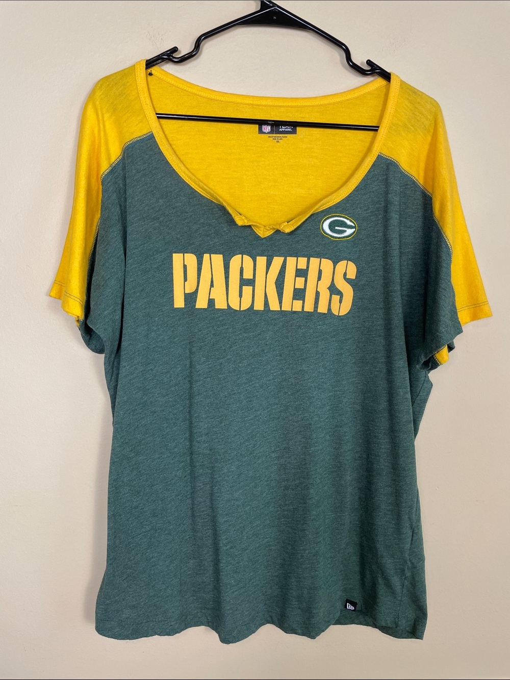 NFL Green Bay Packers Women’s Split Neck Green Yellow Short Sleeve Shirt
